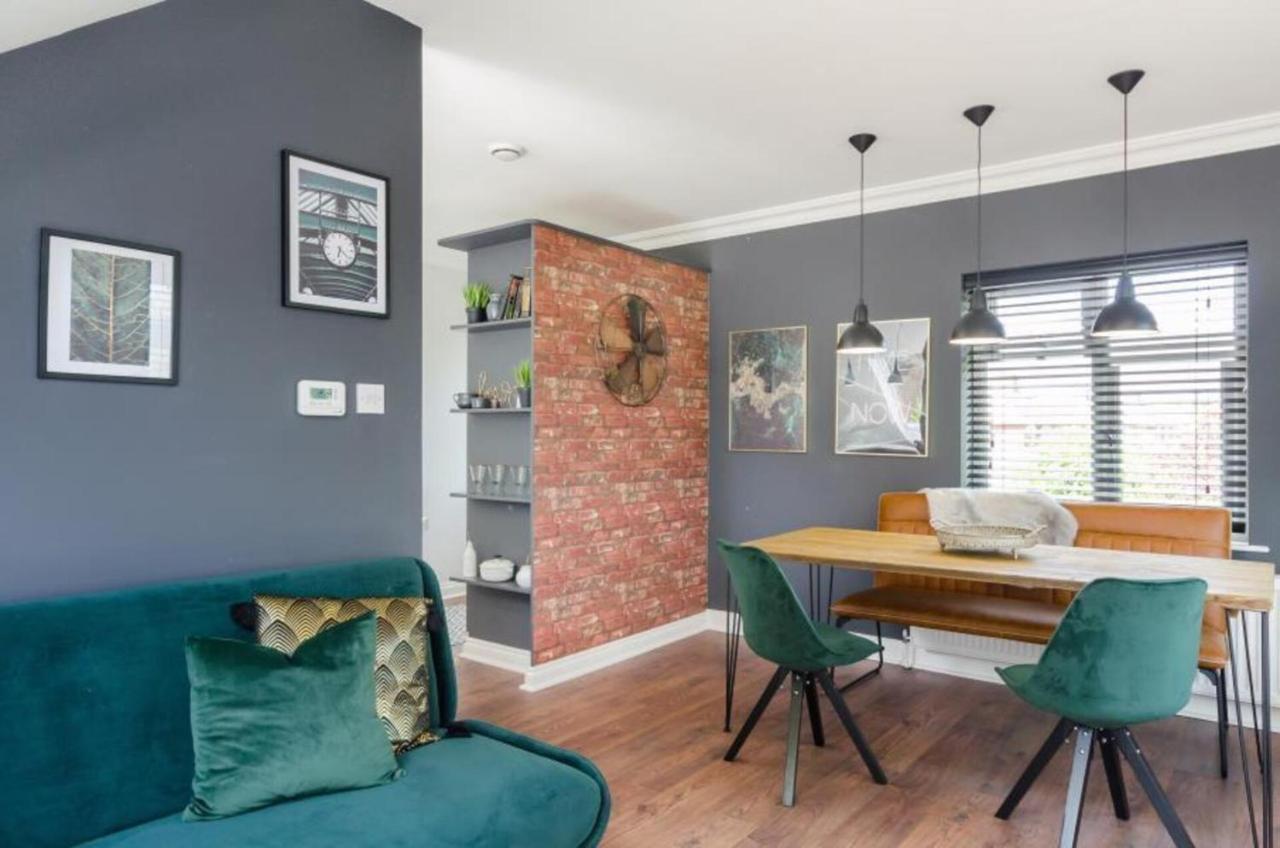 Time Is Now! Beautiful Apartment In York Exteriör bild